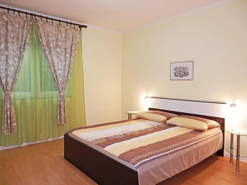 Apartments Pana Silo  0*, Silo (Krk) Croatia