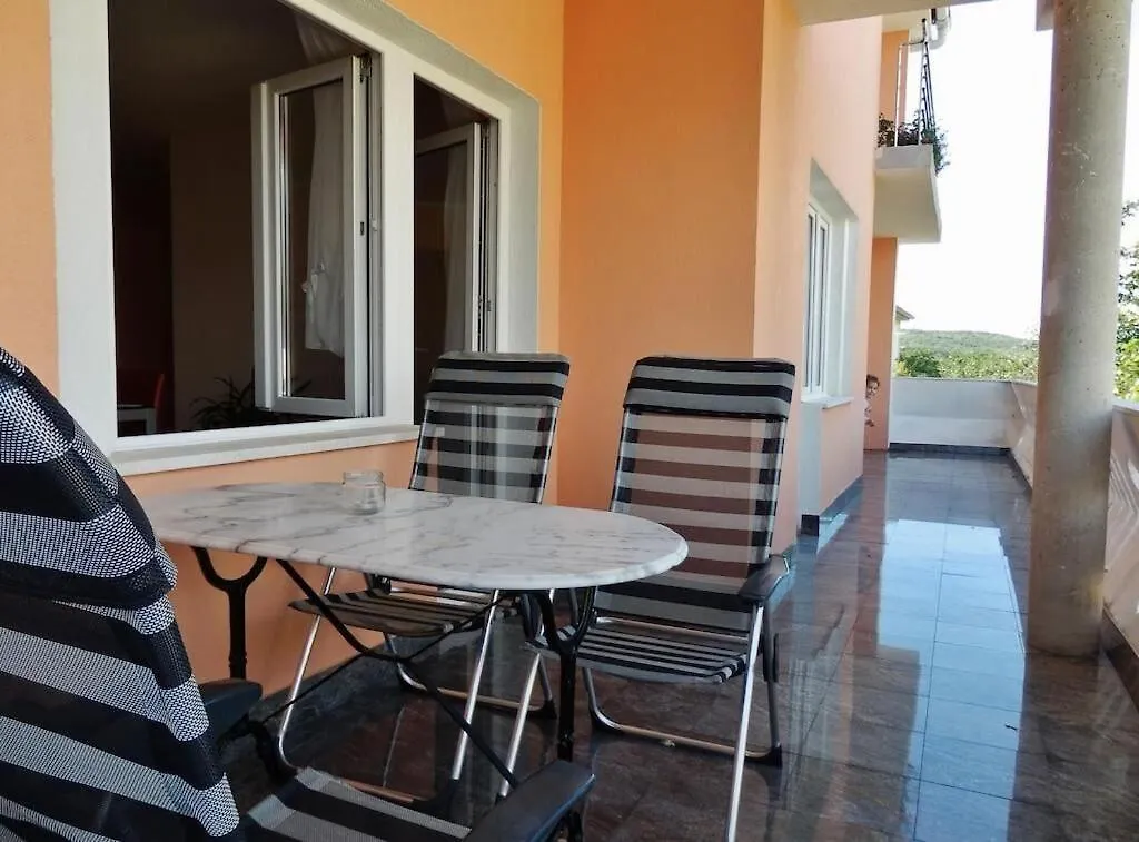 Apartments Pana Silo  Croatia