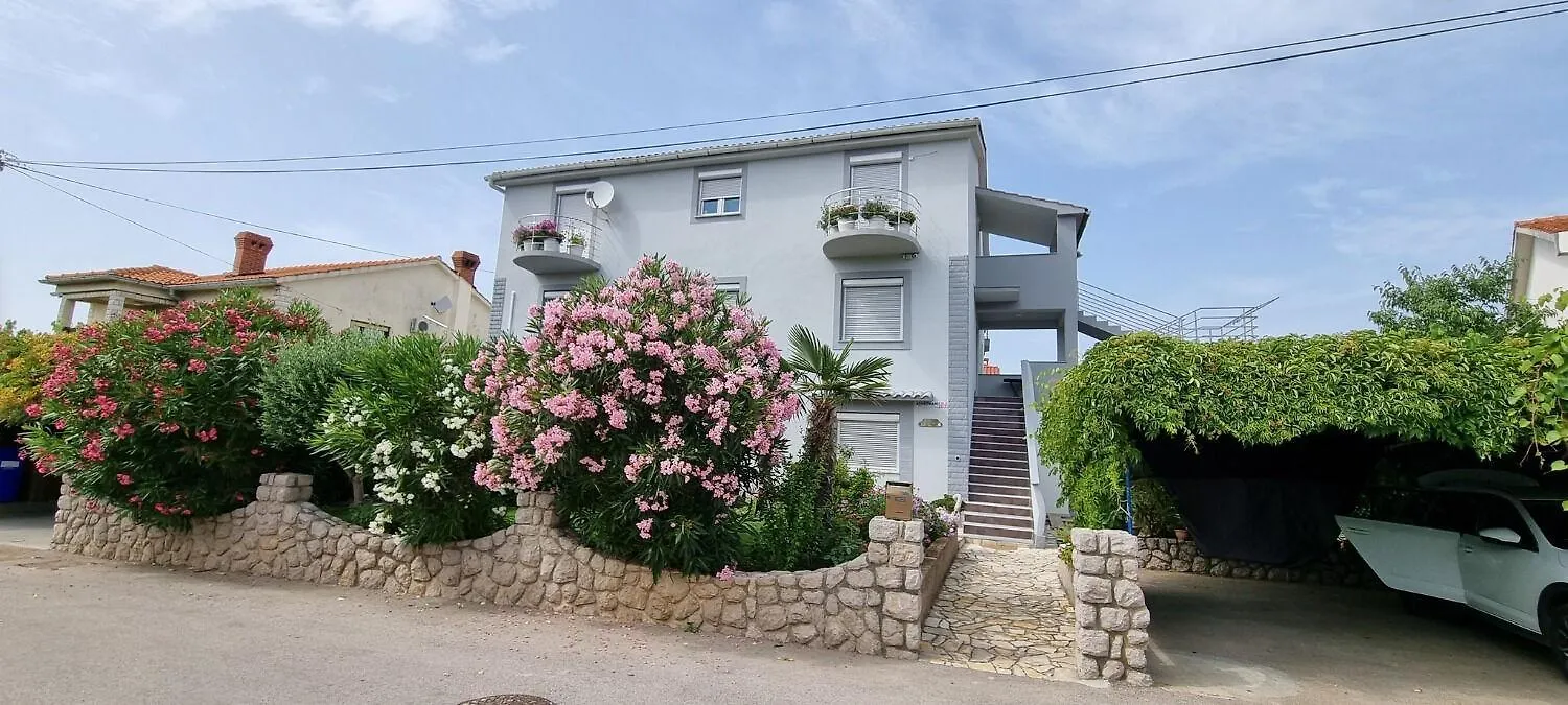 Apartments Pana Silo