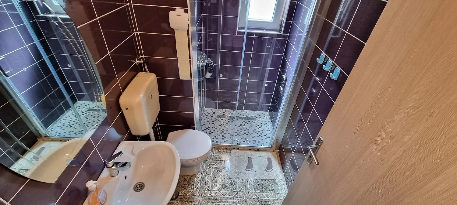 Apartments Pana Silo  Croatia